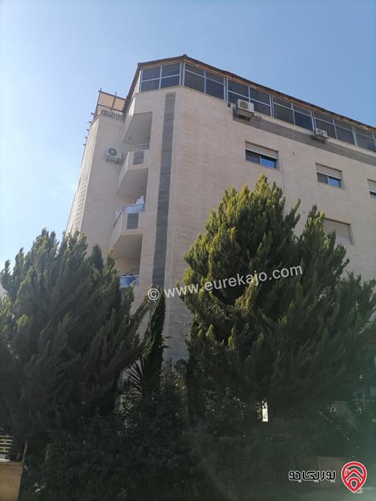 شقة طابق ثالث دوبلكس مساحة 300م للبيع في عمان - الجبيهة من المالك