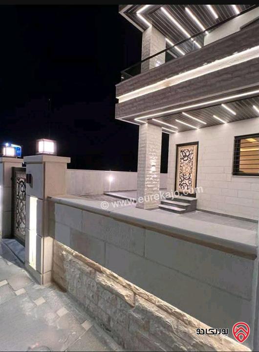 شقة سوبر ديلوكس أرضية مساحة 170م داخلي و 110م خارجي للايجار في عمان - البنيات 