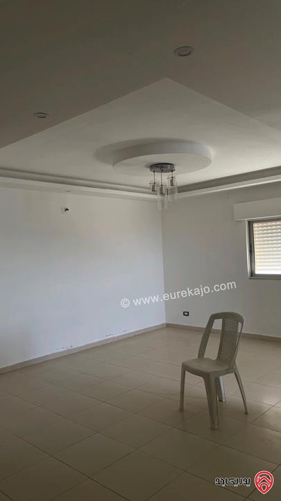 روف مساحة 75م داخل وترس خارجي 125م للايجار في عمان - مرج الحمام