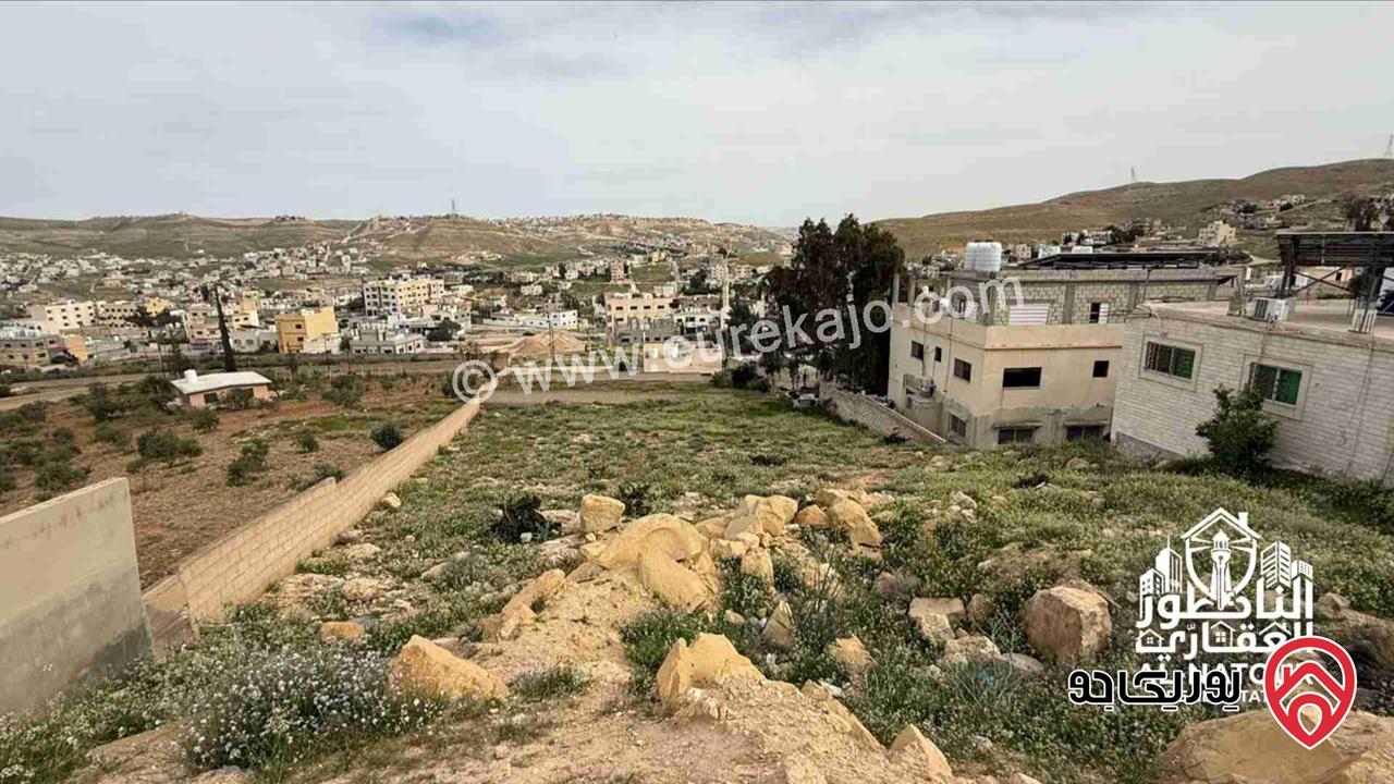 قطعة أرض مساحتها 915 متر على شارع 16 متر للبيع في الزرقاء - ابو الزيغان 