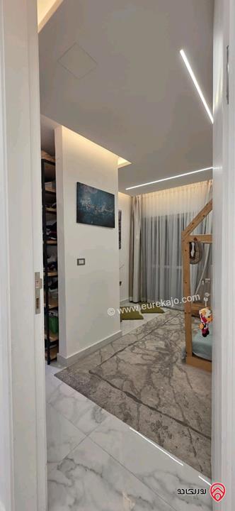 فيلا مساحة 290م على أرض 400م للبيع في عمان - ضاحية الرشيد