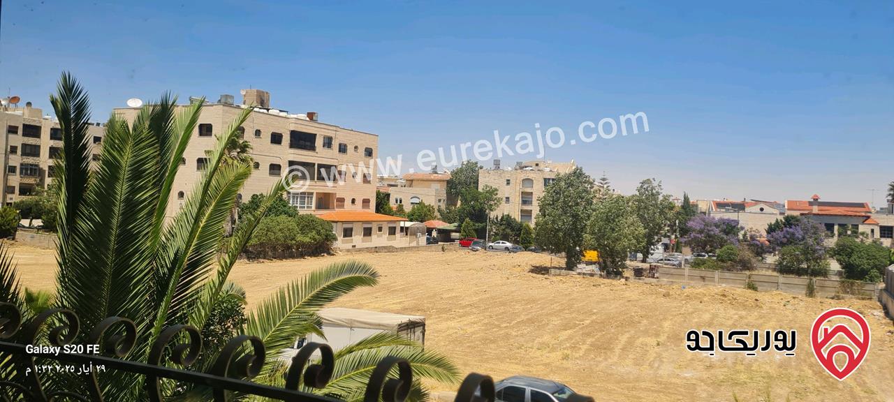 شقة مساحة 200م طابق أول للإيجار من المالك في عمان - دير غبار خلف صيدلية جونيا