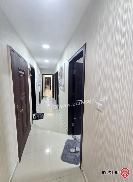 شقة أرضية مساحة 111م مع تراس 40م للبيع في عمان - خلدا 