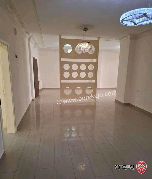 شقة مساحة 200م طابق أول للايجار في عمان - الرابية شارع مكة بجانب المحيط