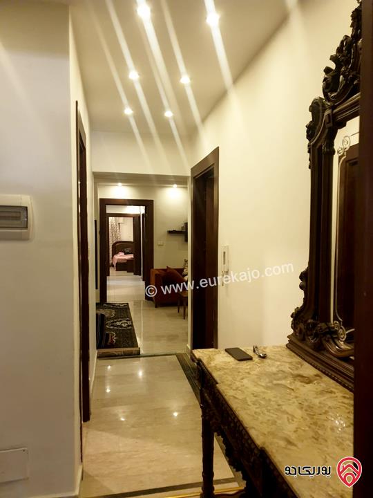 شقة طابق ثاني مساحة 200م للإيجار مفروشة في عمان - أم أذينة