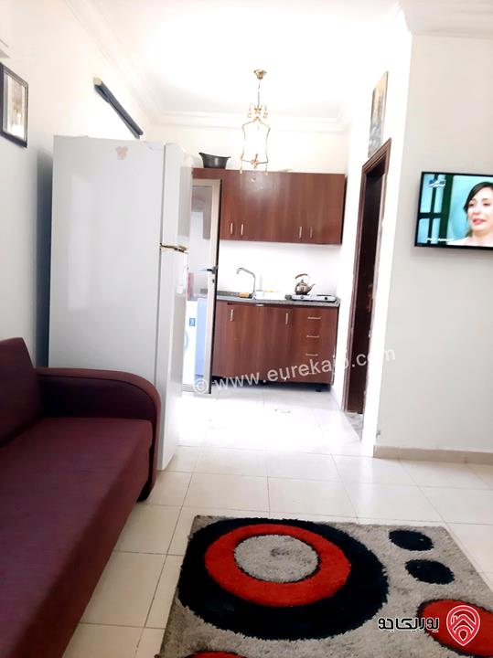 روف مفروش مساحة 60م للإيجار في عمان - أم اذينة من المالك مباشرة 