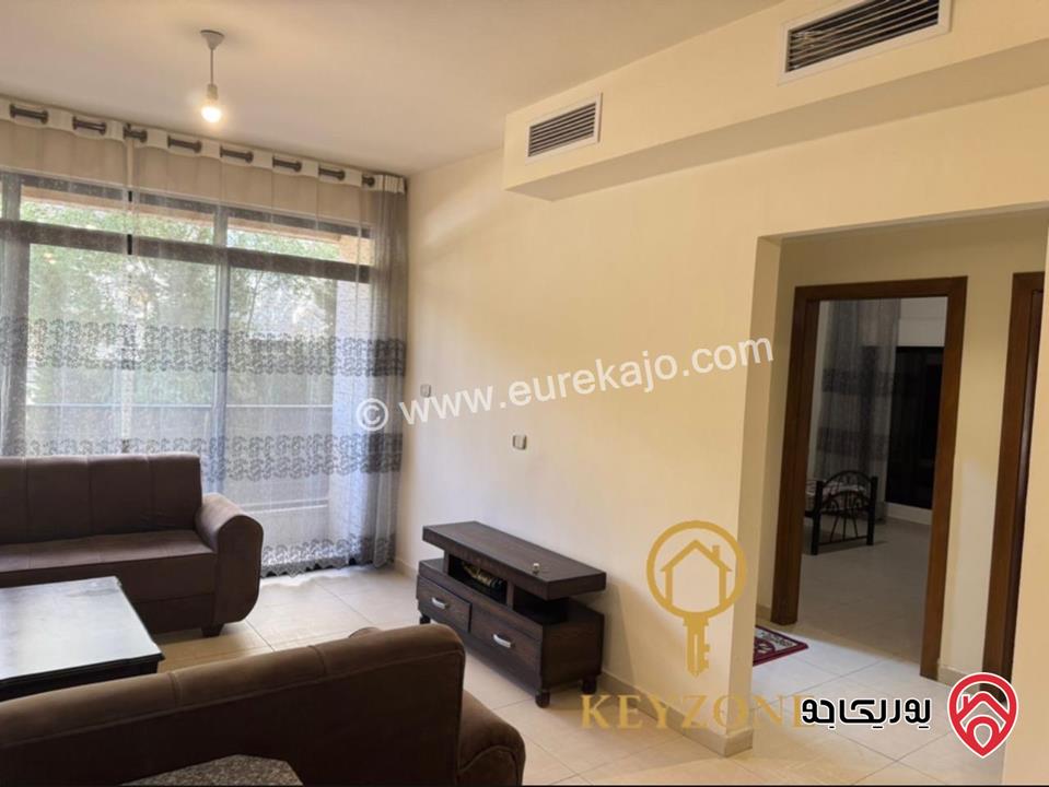 شقة مساحة 83م شبه أرضي للبيع مفروشة في عمان - دير غبار