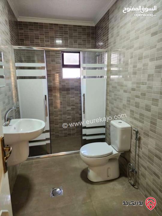 شقة طابقية مساحة 290م للايجار في عمان - دير غبار 