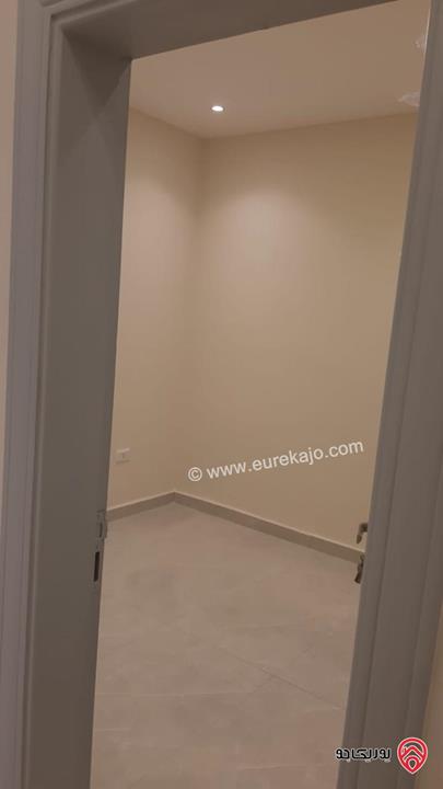 4th Floor Roof for rent in Amman - Al kursi area, 90 m² an open kitchen concept and 2 bed room with one bath