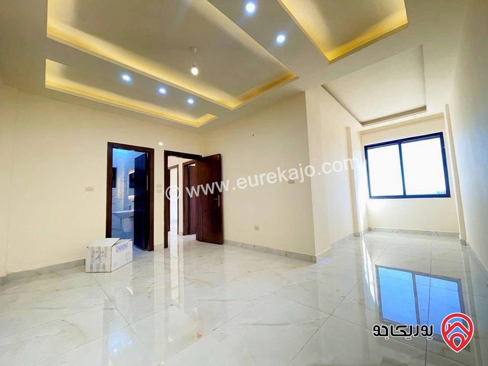 شقة أرضية مساحة 150م داخلي و 50م خارجي للبيع في عمان - طبربور