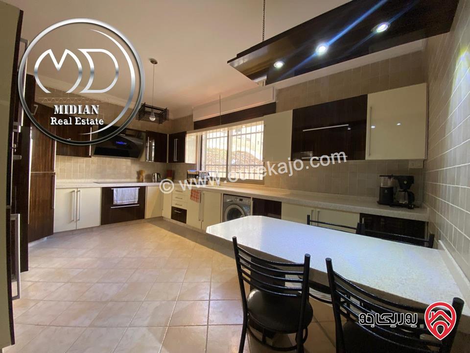 شقة شبه ارضي للبيع في عمان - خلدا العوجانية مساحة 200م مع تراسات و حدائق سوبر ديلوكس بسعر مميز