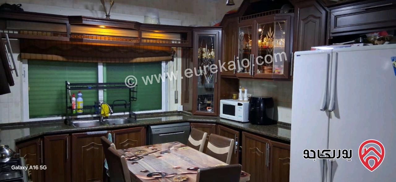شقة مساحة 135م طابق أول للبيع في عمان - العبدلي