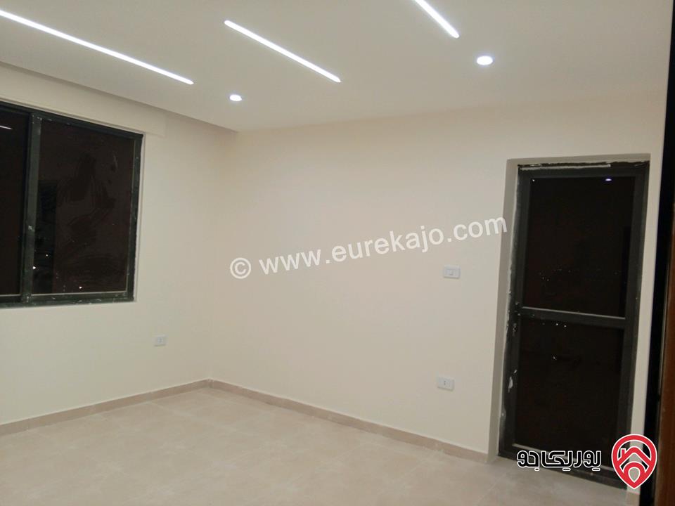 شقة طابق ثالث مساحة 188م للايجار في عمان - طبربور 