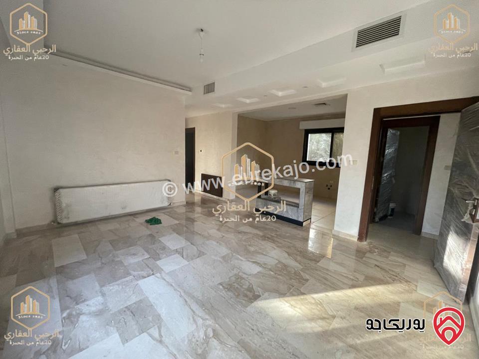 شقة طابق أرضي معلق مساحة 180م للايجار في عمان - أم السماق