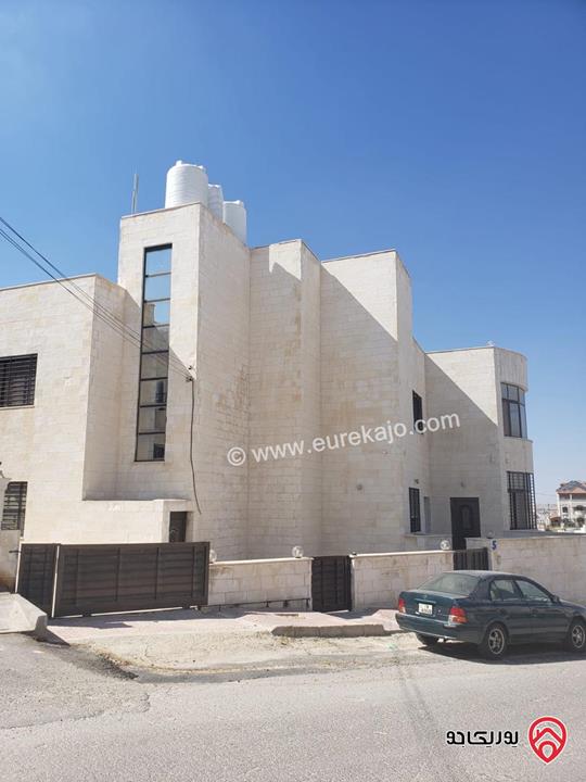 فيلا مستقلة مساحة 750م على أرض 1000م للبيع في عمان - أرقى مناطق ضاحية الرشيد 