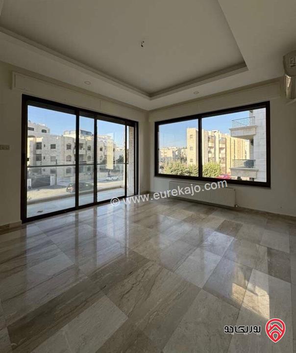 شقة طابق أول مساحة 200م للايجار في عمان - دير غبار 