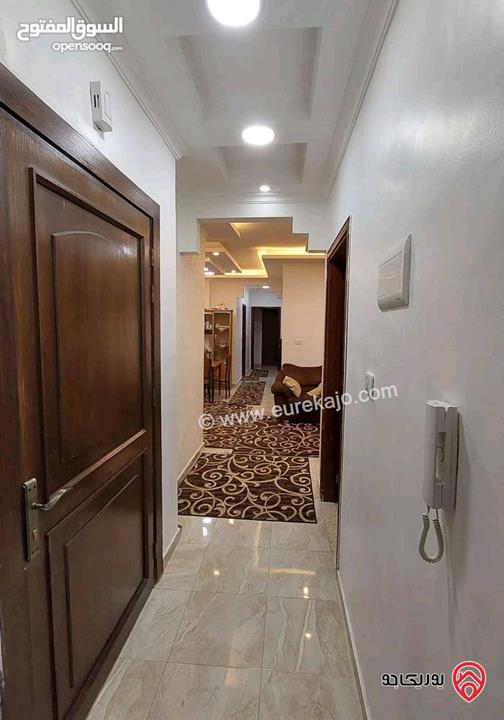 شقة شبه أرضية مساحة 133م داخلي و 140م خارجي للبيع في عمان - جبل الزهور بجانب مسجد خليل السالم