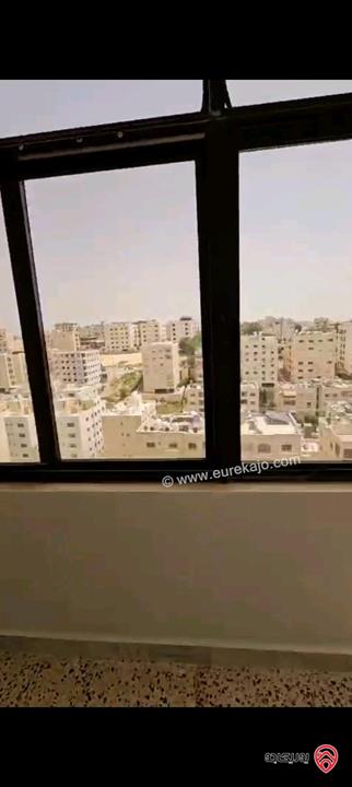 شقة طابق ثالث مساحة 125م للبيع في عمان - تلاع العلي