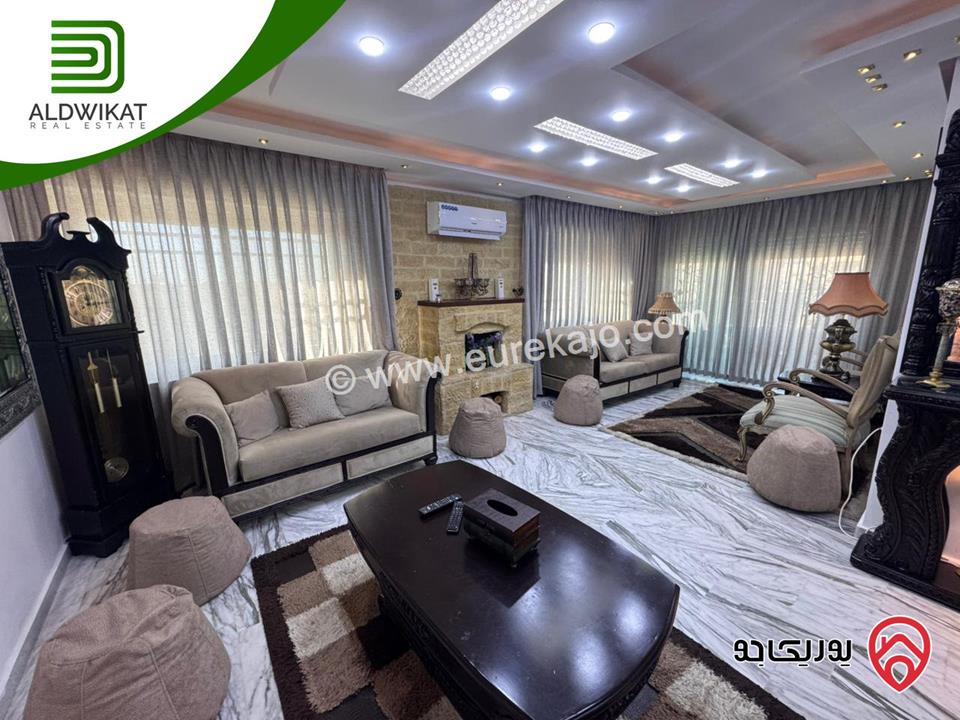 شقة مفروشة للبيع او للايجار في عمان - الصويفية طابق ثالث مساحة 160م ومساحة الترس 10م موقع مميز