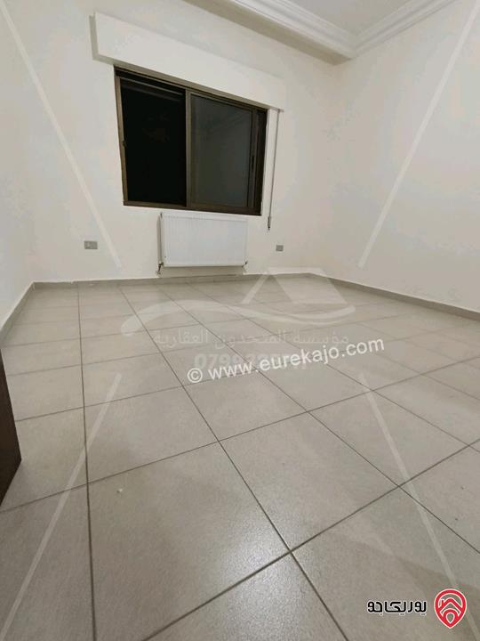 شقة فارغة مساحة 150م طابق ثاني للايجار في عمان - خلدا