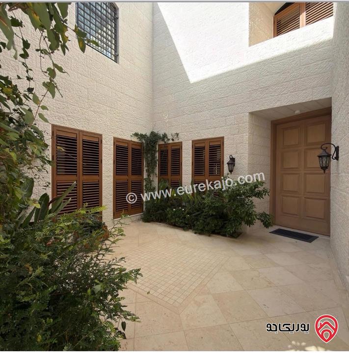 فيلا مستقلة مساحة 700م على أرض 980م للبيع في عمان - عبدون