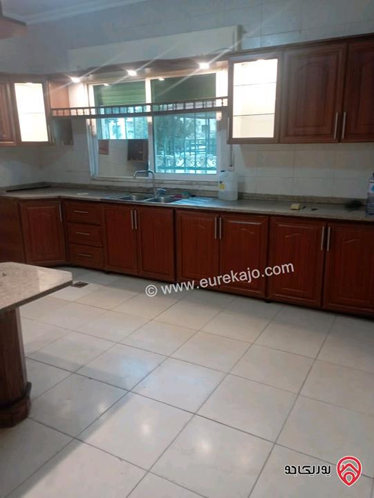 شقة ارضية مساحة 231م داخلي و حديقة وتراسات 250م للبيع في عمان - الجاردنز