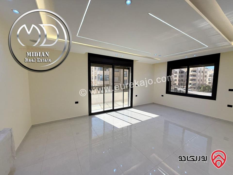 شقق فاخرة للبيع في عمان - ضاحية الرشيد مساحات 220م تشطيبات وديكورات عصرية اطلالة رائعة جديدة لم تسكن بأسعار مميزة