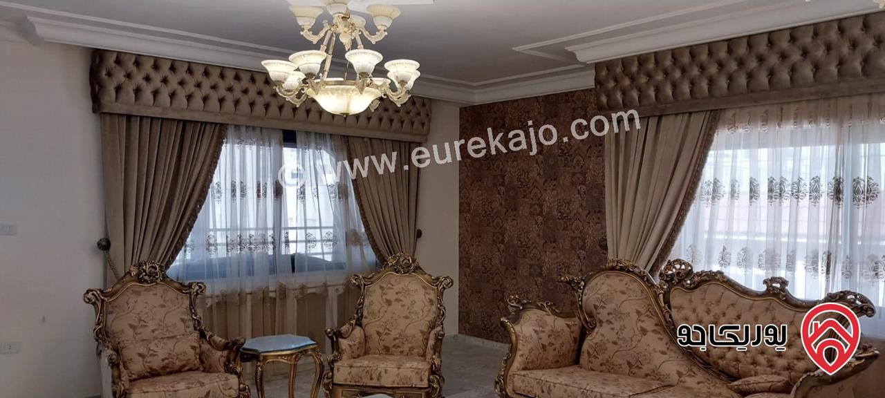 شقة طابقية مفروشة للبيع في عمان - تلاع العلي طابق ثالث مساحة البناء 350م والترس 60م