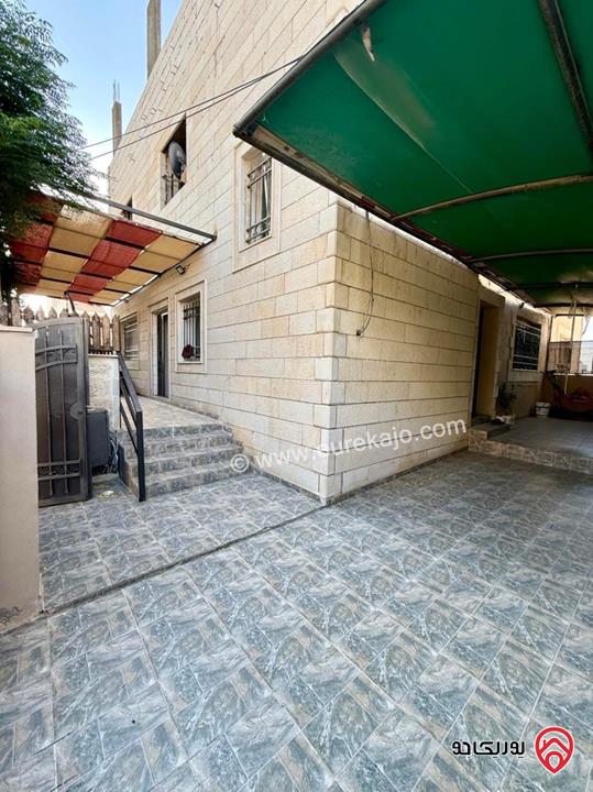 بيت مستقل مساحة 465م على أرض 309م للبيع في عمان - ابو علندا الطبقة الشرقية