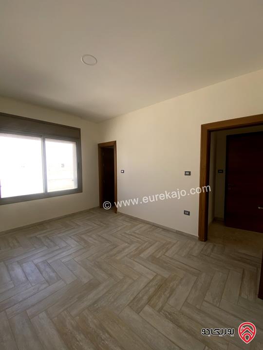 شقة ارضية مساحة 330م داخلي + حديقة 250م وكراج مستقل للبيع في عمان - دابوق