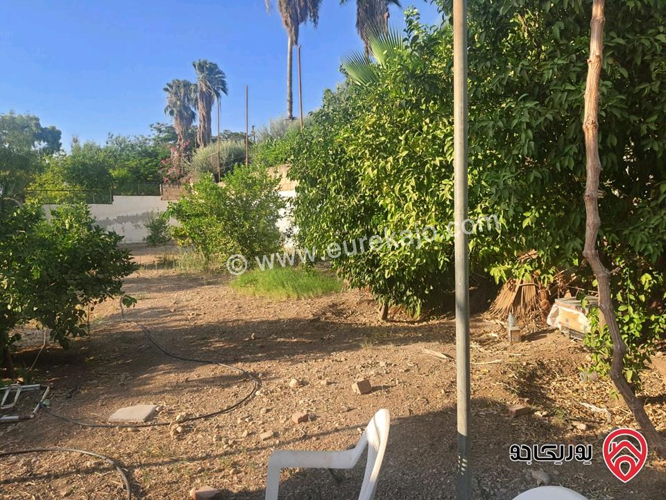 بيت ريفي مساحة 100م مع ارض 900م للبيع في الاغوار الشمالية - منطقة كريمة