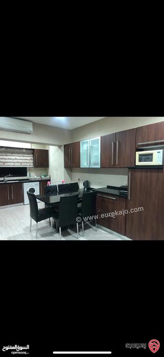 شقة مفروشة طابق أول مساحة 200م للايجار في عمان - خلدا