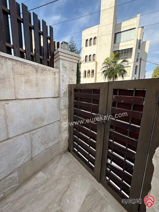 شقة ارضية مساحة 204م داخلي و 120م خارجي للبيع في عمان - الصويفية