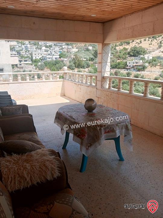 فيلا مستقلة مفروشة مساحة 250م للايجار في عجلون مثلث اشتفينا محنا 