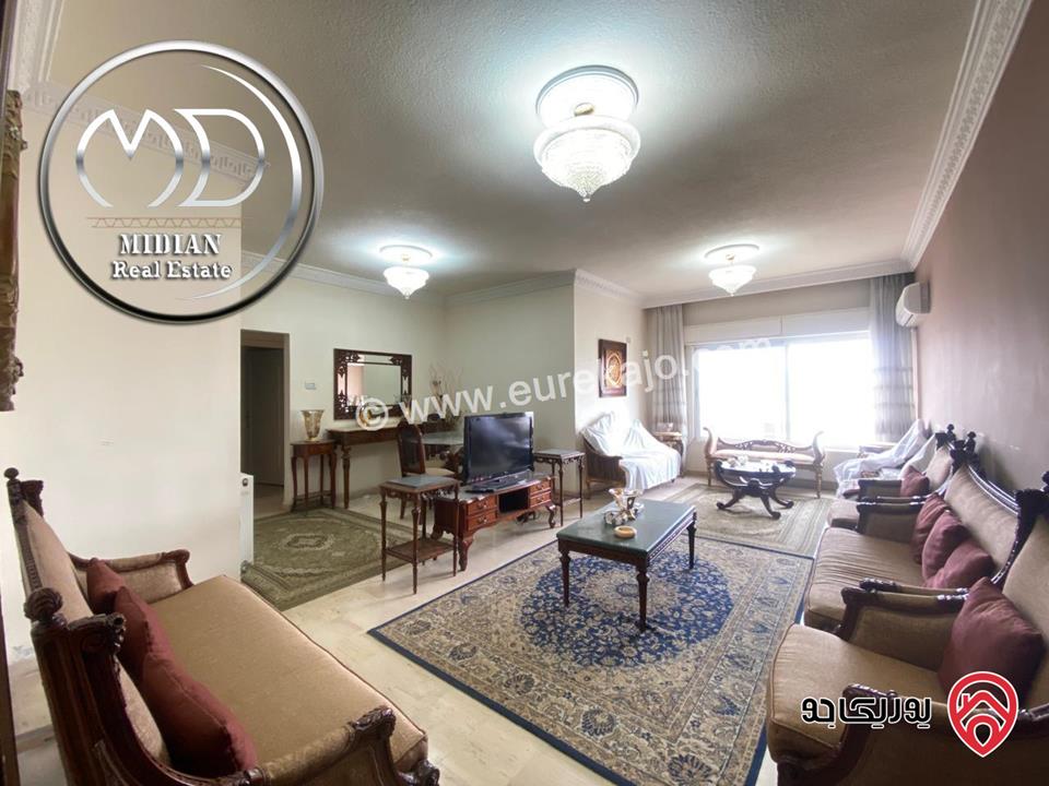 شقة للبيع طابق أول في عمان - الجاردنز مساحة 135م تصلح للاستثمار اطلالة رائعة بسعر مميز جداً