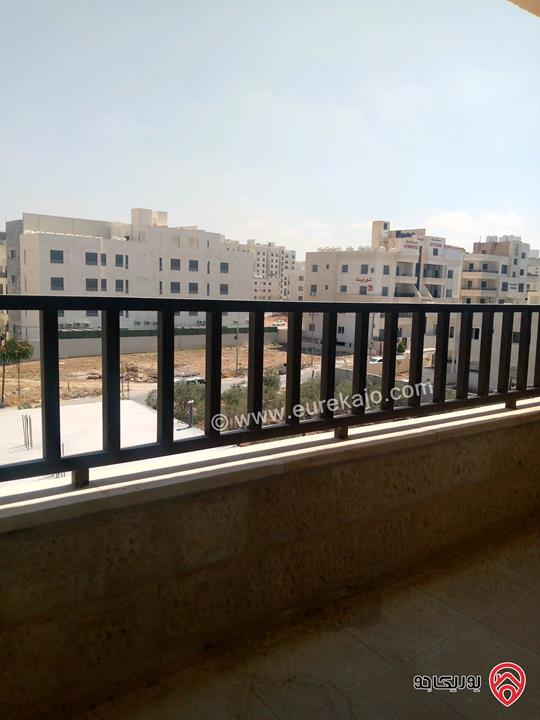 شقة مساحة 174م طابق رابع للبيع في اربد - خلف الراهبات