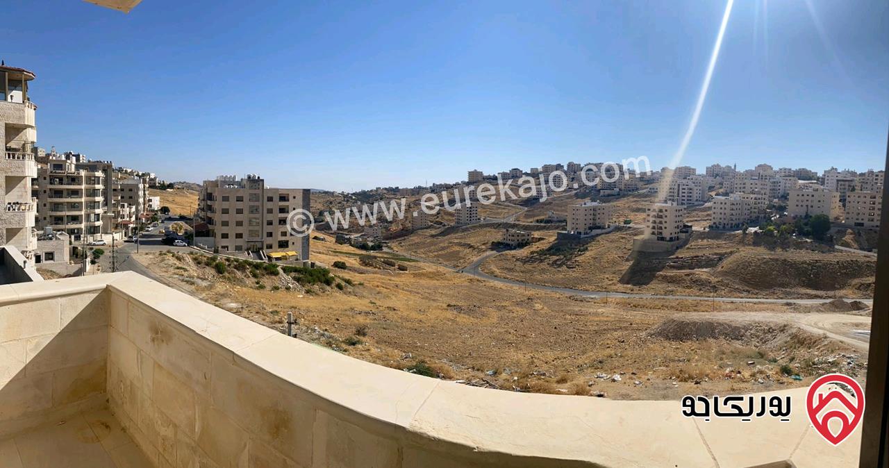 شقة طابق رابع مساحة 153م مع روف مساحة 97م مفروش للبيع في عمان - البيادر
