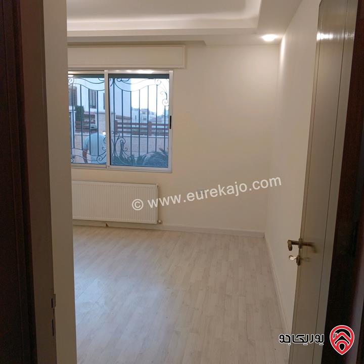 شقة تسوية للبيع في عمان - خلدا / العوجانية مساحة داخلية 180متر ومساحة خارجية 170متر