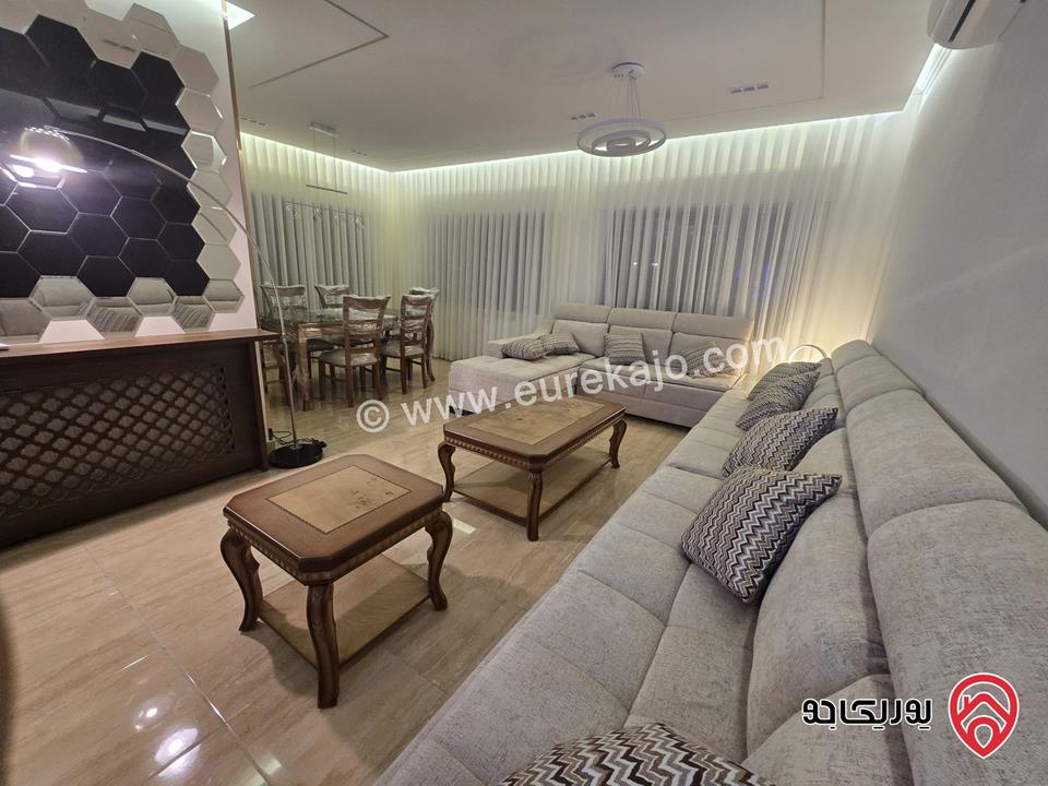 شقة فاخرة مفروشة للايجار ثلاث غرف نوم في الدوار السابع