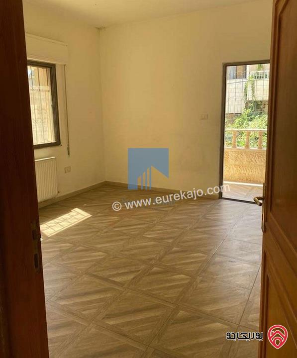 شقة مميزة طابق اول 185م تشطيب سوبر ديلوكس للبيع في عمان - الجندويل