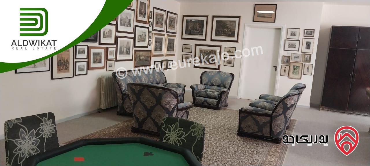 فيلا مستقلة للبيع في عمان - دابوق مساحة البناء 900م ، الارض 1580م ،الحديقة 800م والترس 400م