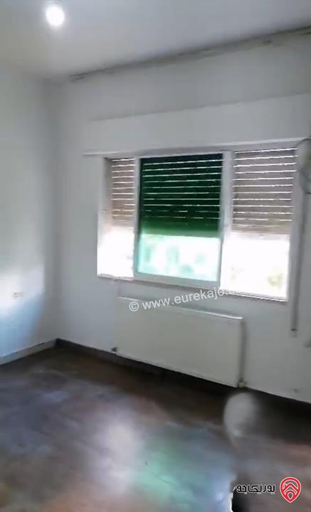 شقة طابق ثاني مساحة 160م للبيع في عمان - ام السماق