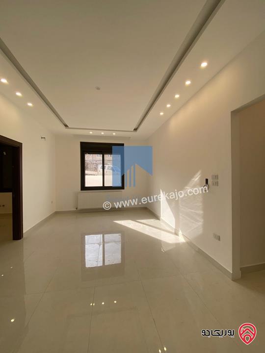 شقة فاخرة للبيع في عمان - الجندويل قرب المتصرفية 170م مع حديقة وترسات 80م تشطيب سوبر ديلوكس بسعر مغري