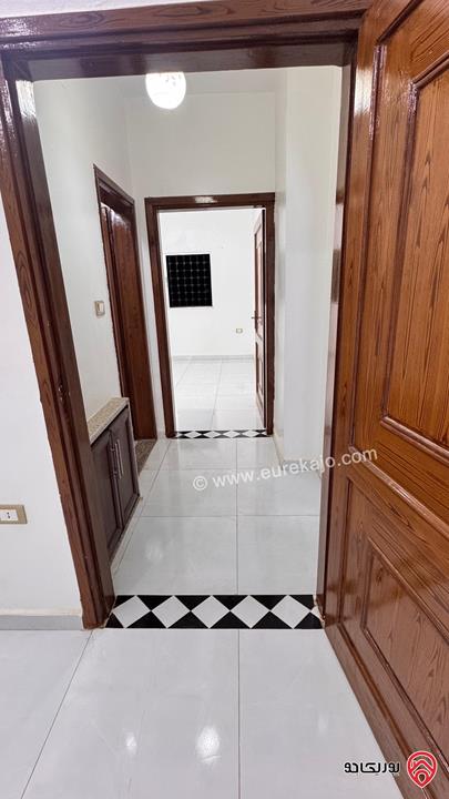 شقة طابق رابع مساحة 140م للبيع في اربد 