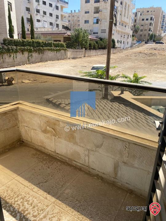 شقة أرضية مميزة للبيع في عمان - الدوار السابع 160م مع ترس 30م تشطيب سوبر ديلوكس