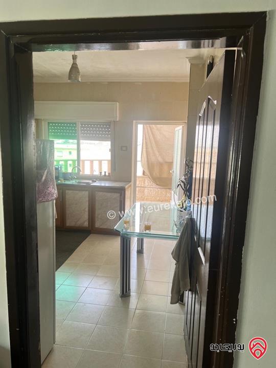 شقة طابق ثالث مساحة 195م للبيع في عمان - طبربور بجانب مستشفى الاقصى 