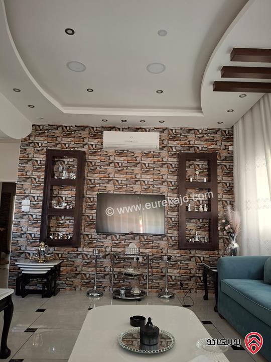 فيلا دوبلكس مساحة 200م على أرض 250م للبيع في عمان - طبربور 