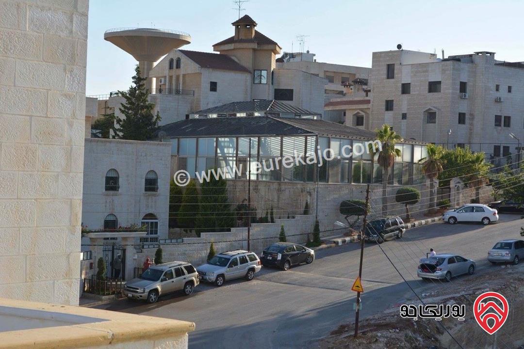 فيلا متلاصقة مساحة 930م على أرض 420م للبيع في عمان - ضاحية الرشيد 