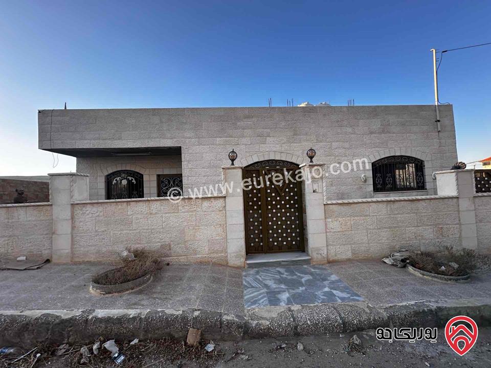 بيت مستقل مساحة 180م على أرض 350م للبيع في الزرقاء - شومر - ضاحية الأميرة هيا / إسكان المهندسين