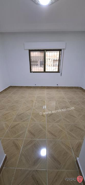 شقة طابق أرضي مساحة 150م داخلي و 50م خارجي للبيع في عمان - طبربور